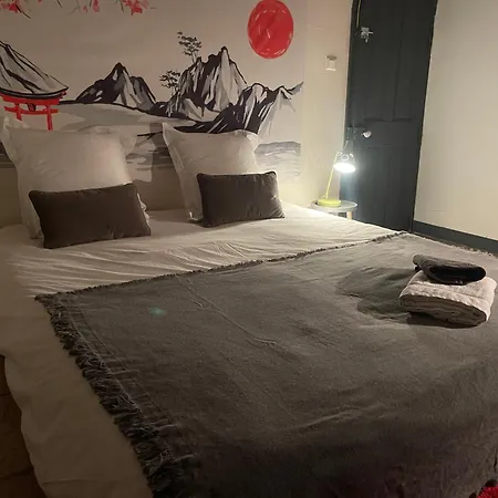 Séjour chez l'habitant D'hotes Kyoto Et Sdb Privee Dans Bastide Du Xviie Siecle *