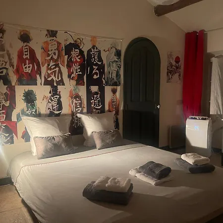 Séjour chez l'habitant D'hotes Kyoto Et Sdb Privee Dans Bastide Du Xviie Siecle La Valette-du-Var